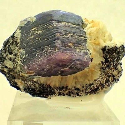  Corindon var. Zafiro