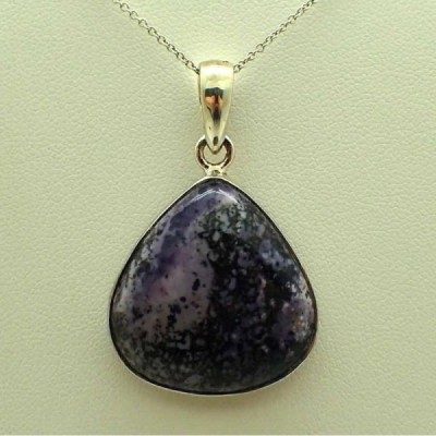 Colgante de Piedra Tiffany Colgante de Piedra Tiffany