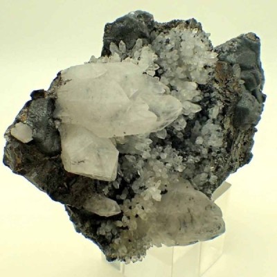 Cuarzo, Galena,Calcopirita, Cuarzo, Galena,Calcopirita, Cuarzo, Galena,Calcopirita Cuarzo, Galena,Calcopirita, Cuarzo, Galena,Calcopirita, Cuarzo, Galena,Calcopirita
