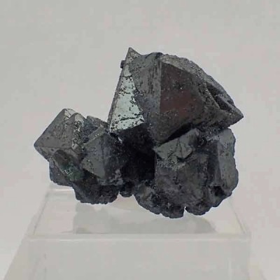 Hematites pseudo Magnetita Hematites pseudo Magnetita